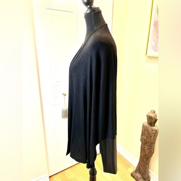 NWOT/ DKNY JEANS black cardigan w/vegan leather  forearm panels/dolman sleeves🖤 - Picture 6 of 9